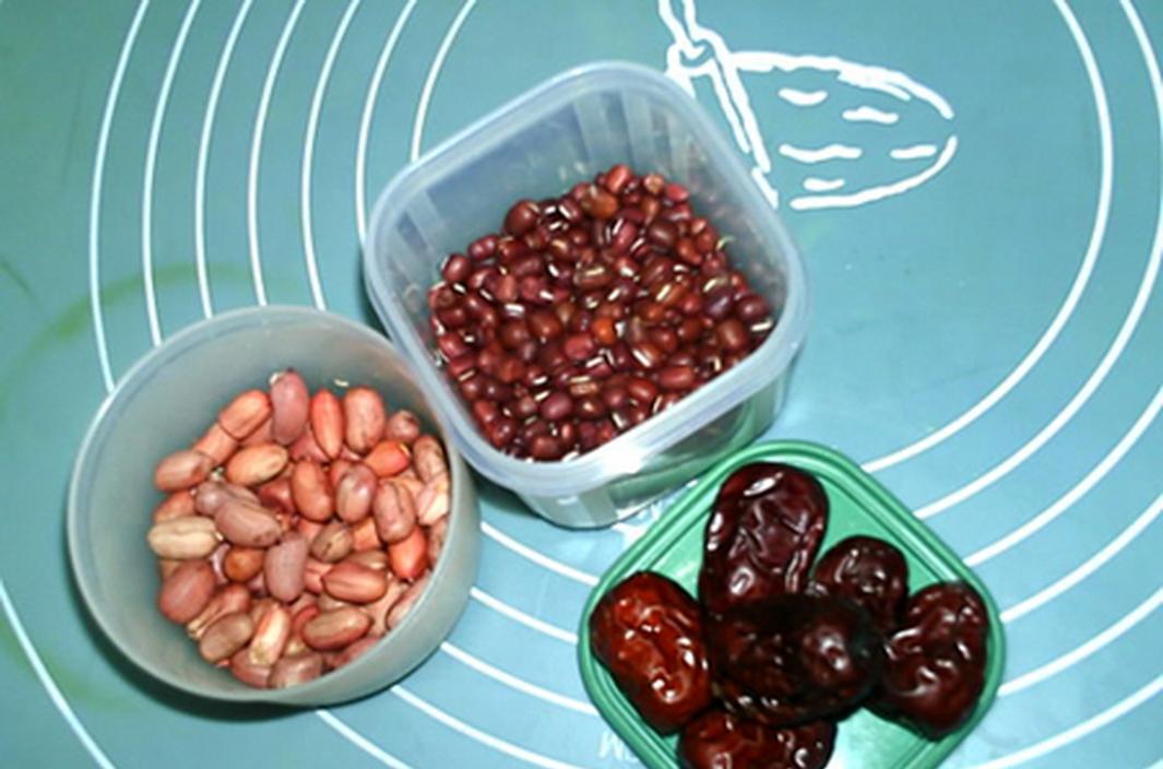 补血吃什么食物最好最快_吃什么补血最快_补血吃什么